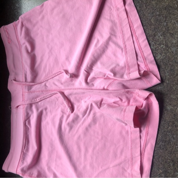 2 pair of ladies champion shorts - Picture 9 of 13